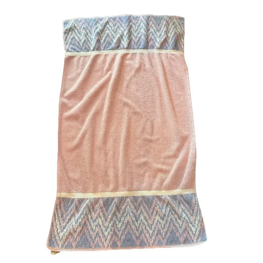 EUC Vintage Fieldcrest Royal Velvet Bath Towel Combed Cotton Loops Pink Zig Zag
